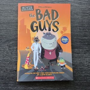 Dreamworks The Bad Guys Book - Orange and Black